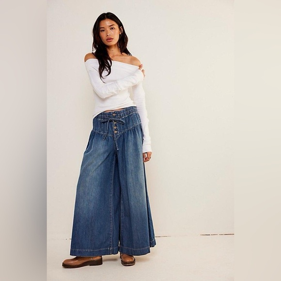 Free People Denim - Free people We The Free Forget Me Knot Pull-On Jeans